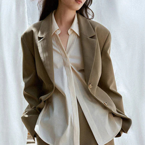 Black White Minimalist Brand Fashion Logo